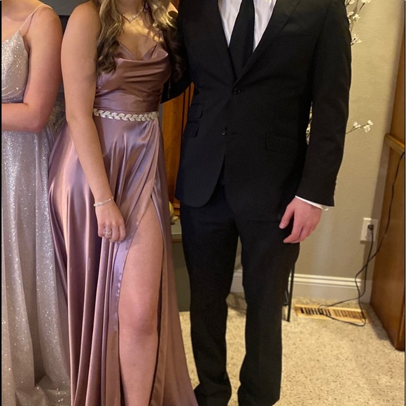 Prom dress - Picture 2 of 4